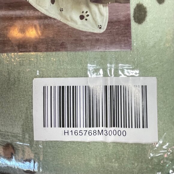 Microplush Throw Blankets 50" X 60" Green with Paw Print Design 100% Polyester M - Picture 3 of 8